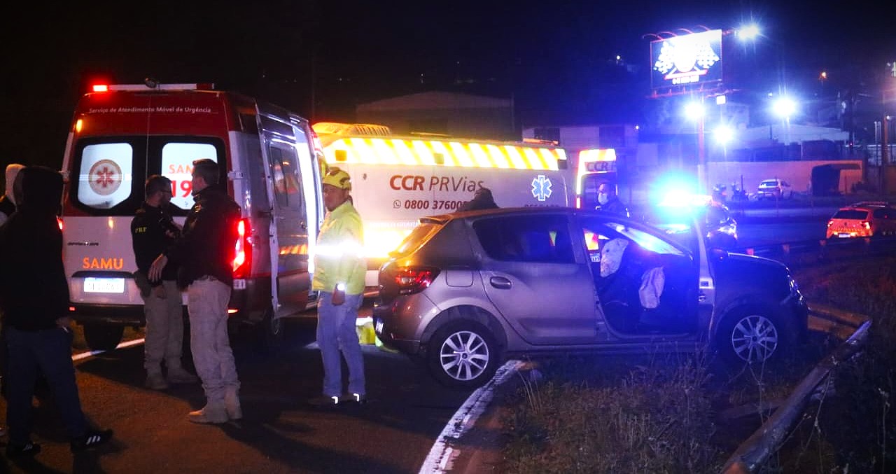 Motorista de 39 anos apaga ao volante, bate em guard rail e morre Motorista de 39 anos apaga ao volante, bate em guard rail e morre