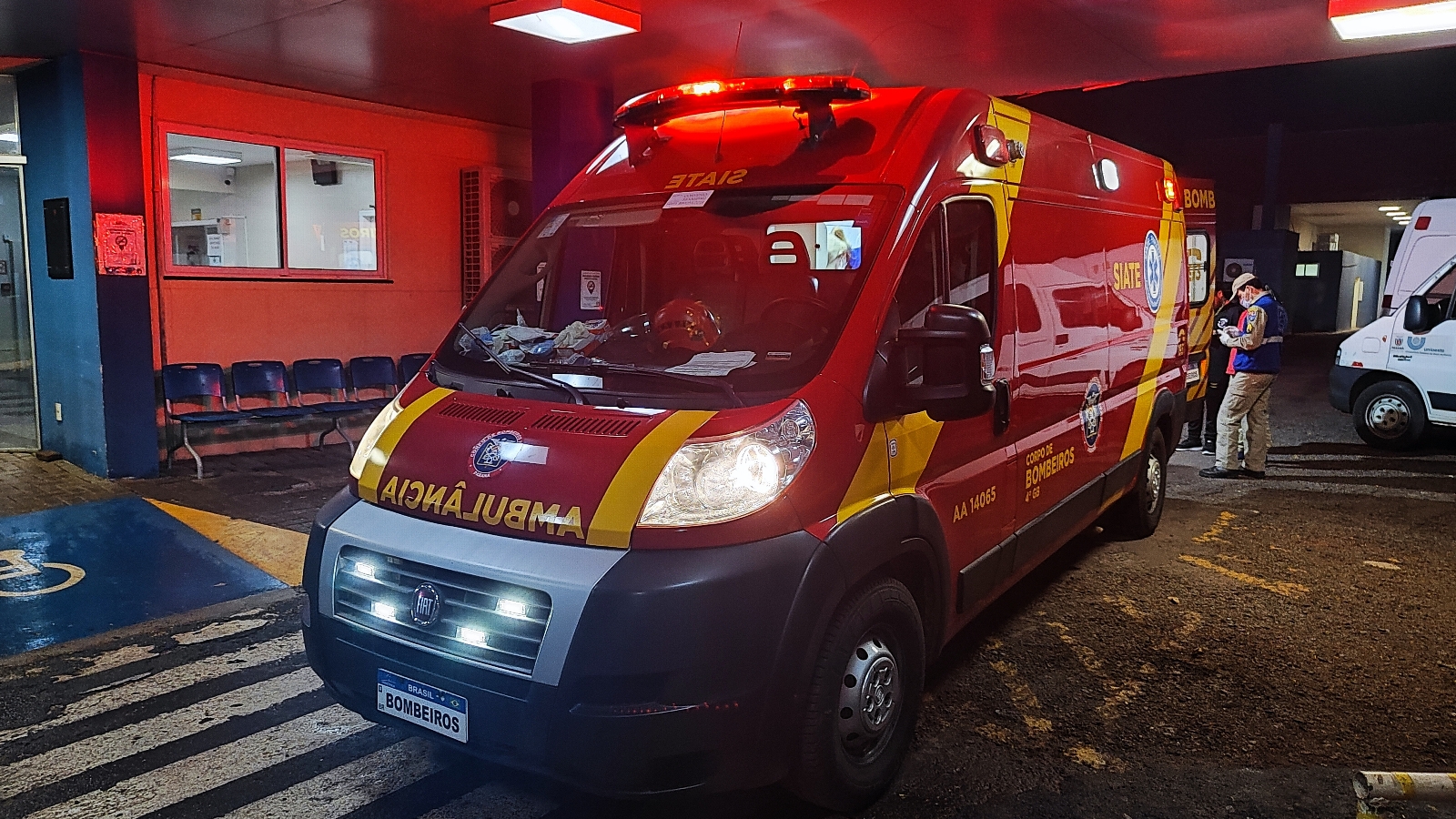 Homem é baleado na perna em bar no bairro Santa Cruz em Cascavel