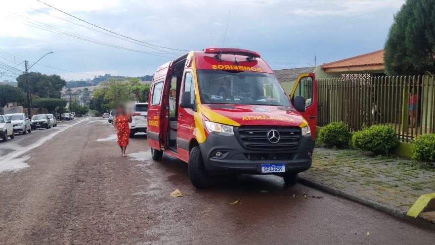 Brincadeira de criança termina com luxação no joelho e Siate acionado no Floresta