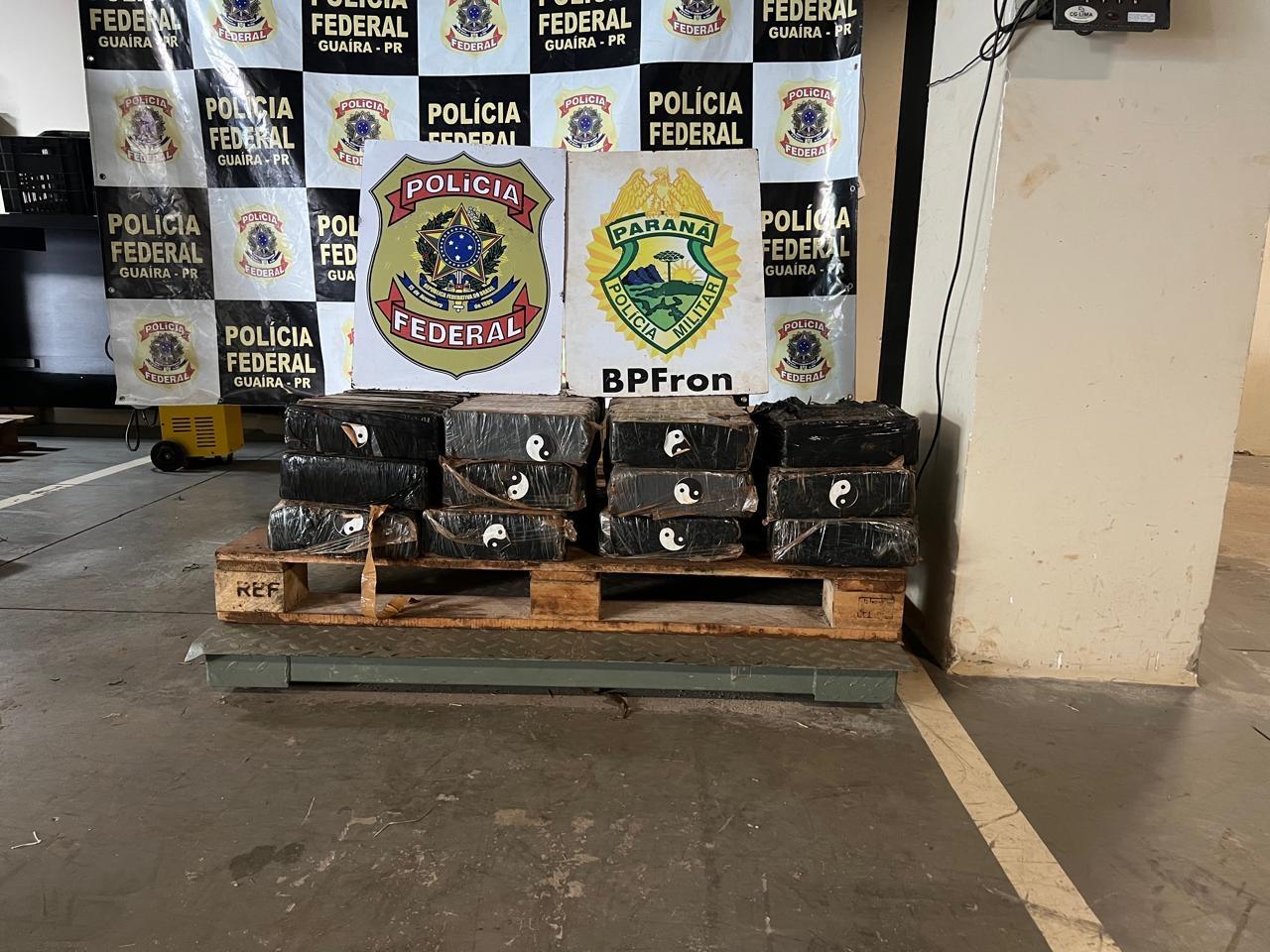 Durante roubo de carga de drogas, BPFron e PF localizam e apreendem carro de Cascavel