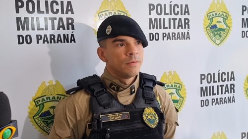 Táxi foi danificado durante um acesso de raiva de morador de rua, diz PM