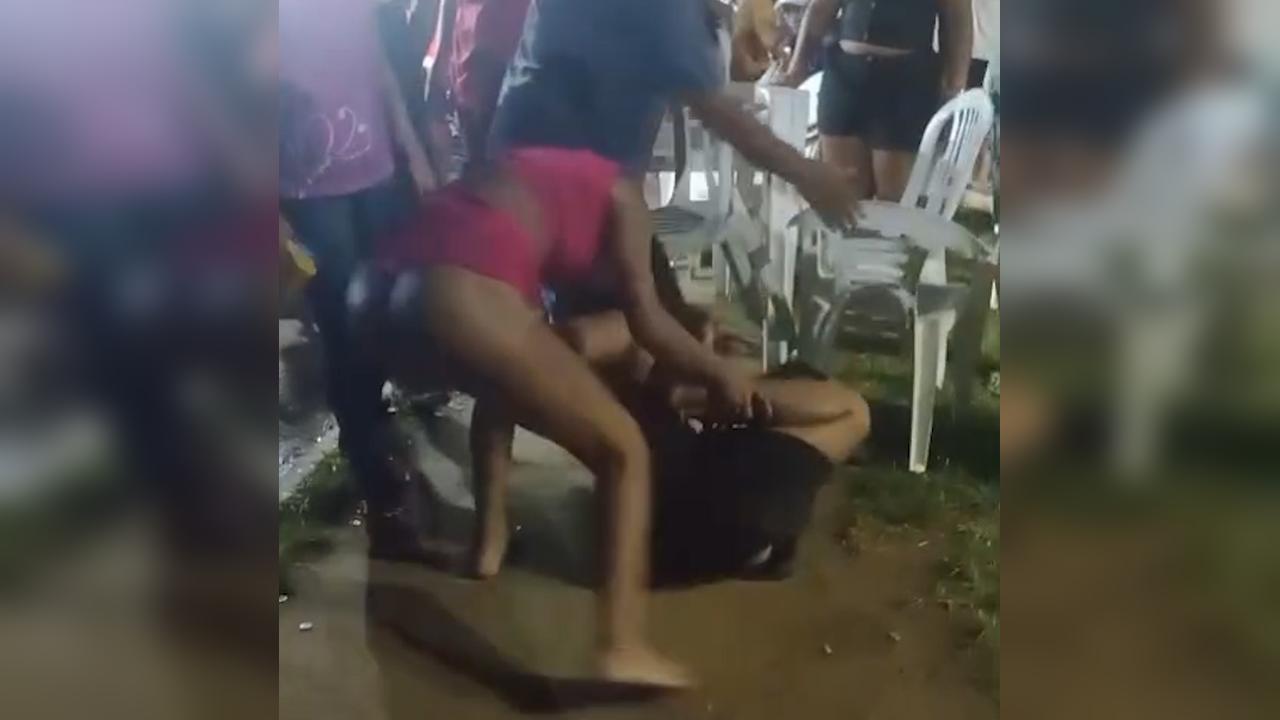 Briga entre mulheres embriagadas interrompe festa em Manacapuru