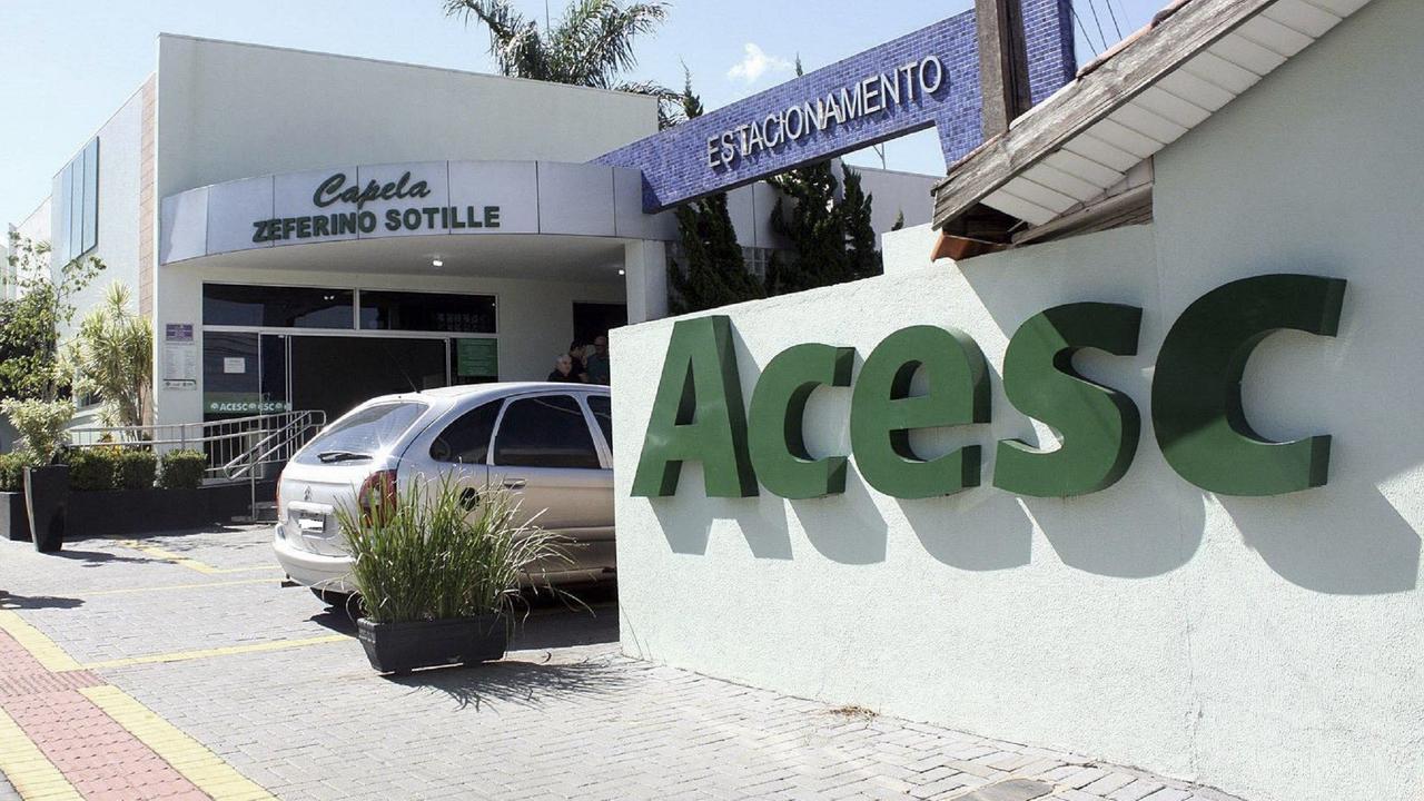 Beto Guilherme deixa a Acesc, que passa a ser comandada por Romulo Quintino