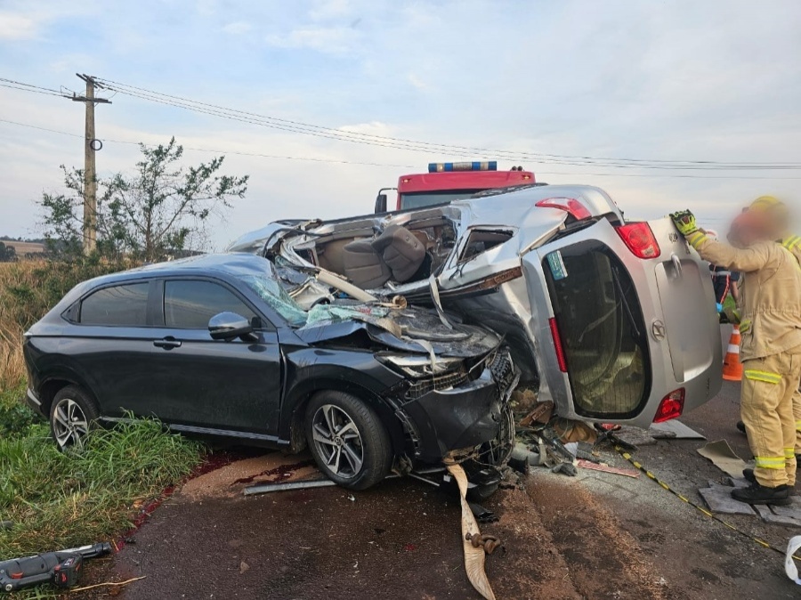 Duas pessoas morrem em grave acidente na BR-163 em Toledo