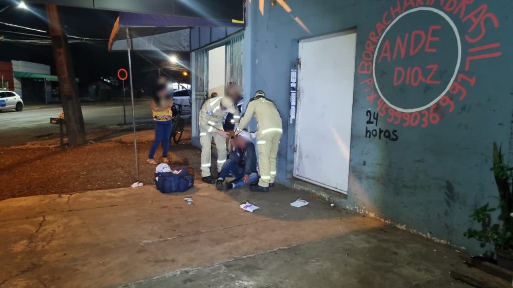 Idoso é encontrado caído na calçada e com ferimento na cabeça no Bairro São Cristóvão