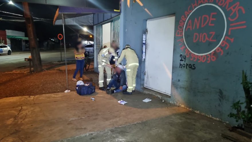 Idoso é encontrado caído na calçada e com ferimento na cabeça no Bairro São Cristóvão
