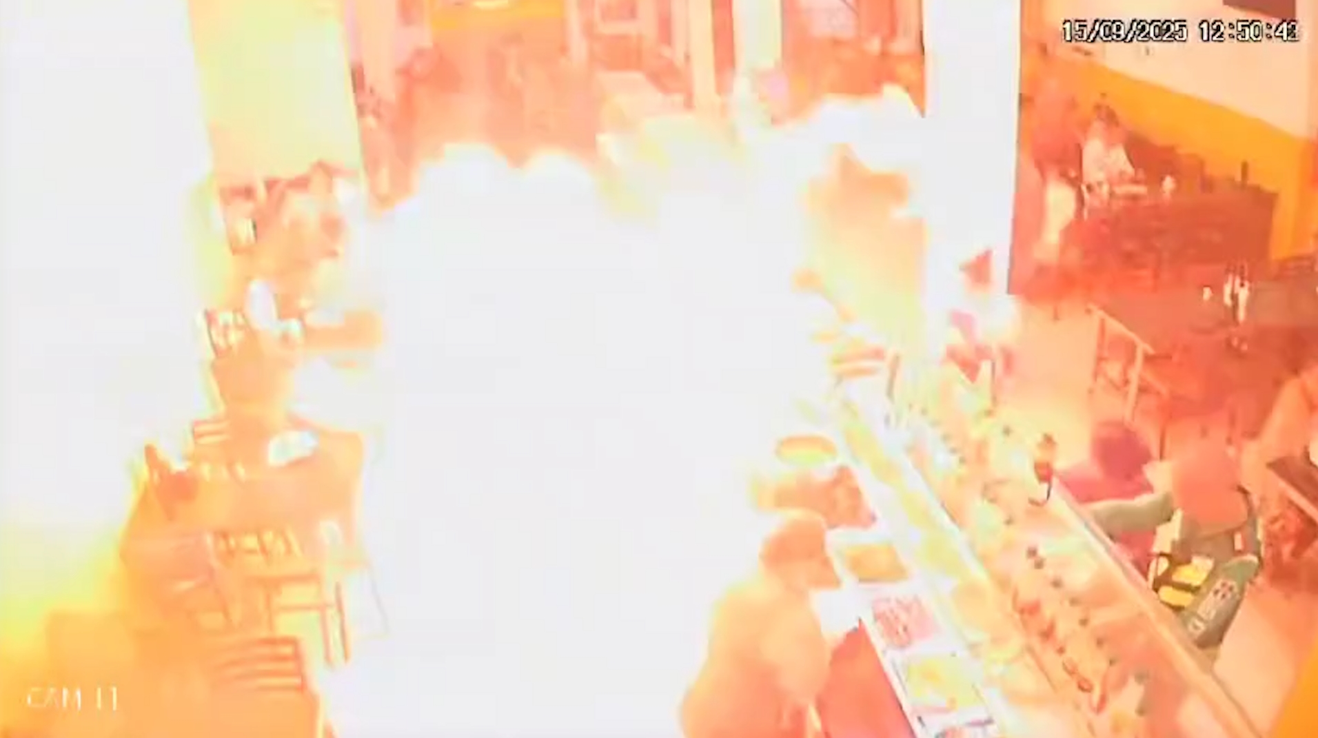 Explosão em churrascaria deixa sete vítimas