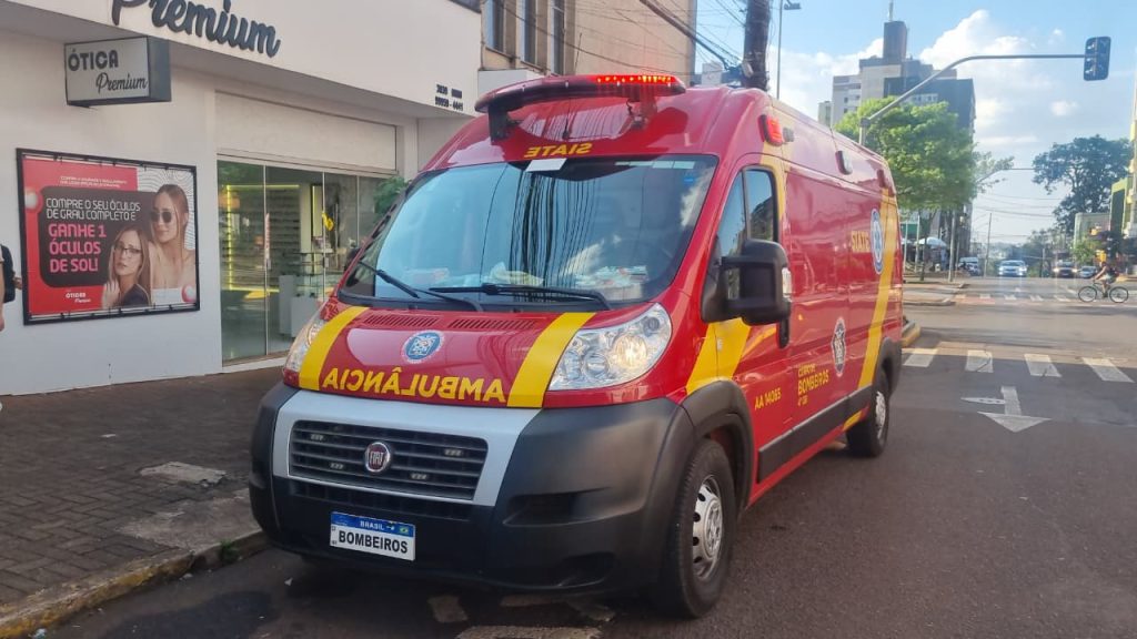Menina de 15 anos é atropelada em ciclovia por motociclista, que fugiu sem prestar socorro