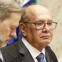 Mendes pede parecer sobre ações contra impeachment de ministros do STF Imagem referente a Mendes pede parecer sobre ações contra impeachment de ministros do STF