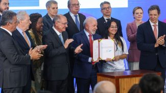 Lula sanciona lei contra adultização de crianças nas redes Lula sanciona lei contra adultização de crianças nas redes