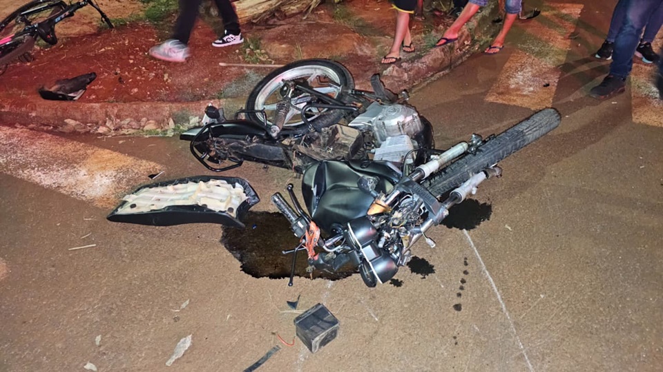 Motociclista de 29 anos fica gravemente ferido em acidente no Jardim Veneza