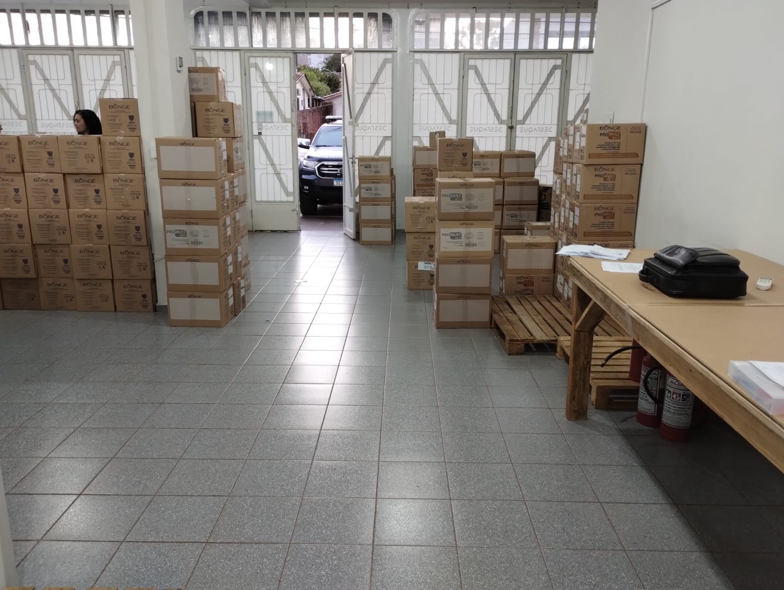 Polícia Federal estoura fábrica de falsos cosméticos em Cascavel