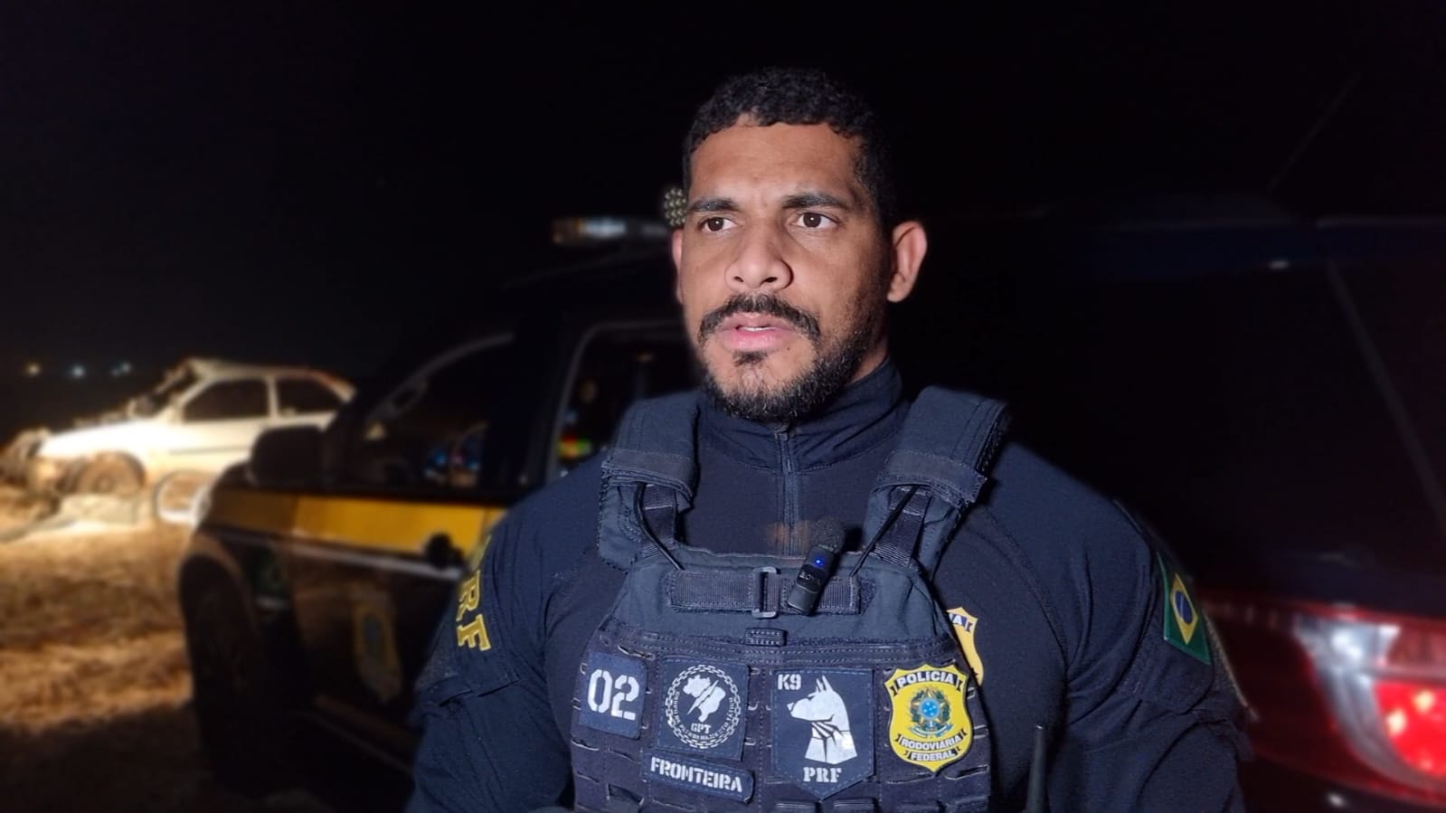PRF detalha ação policial com apreensão de maconha e suspeito ferido após capotar carro na BR-277