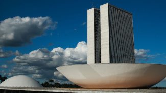 STF tem 3 votos contra aval do Legislativo para buscas no Congresso