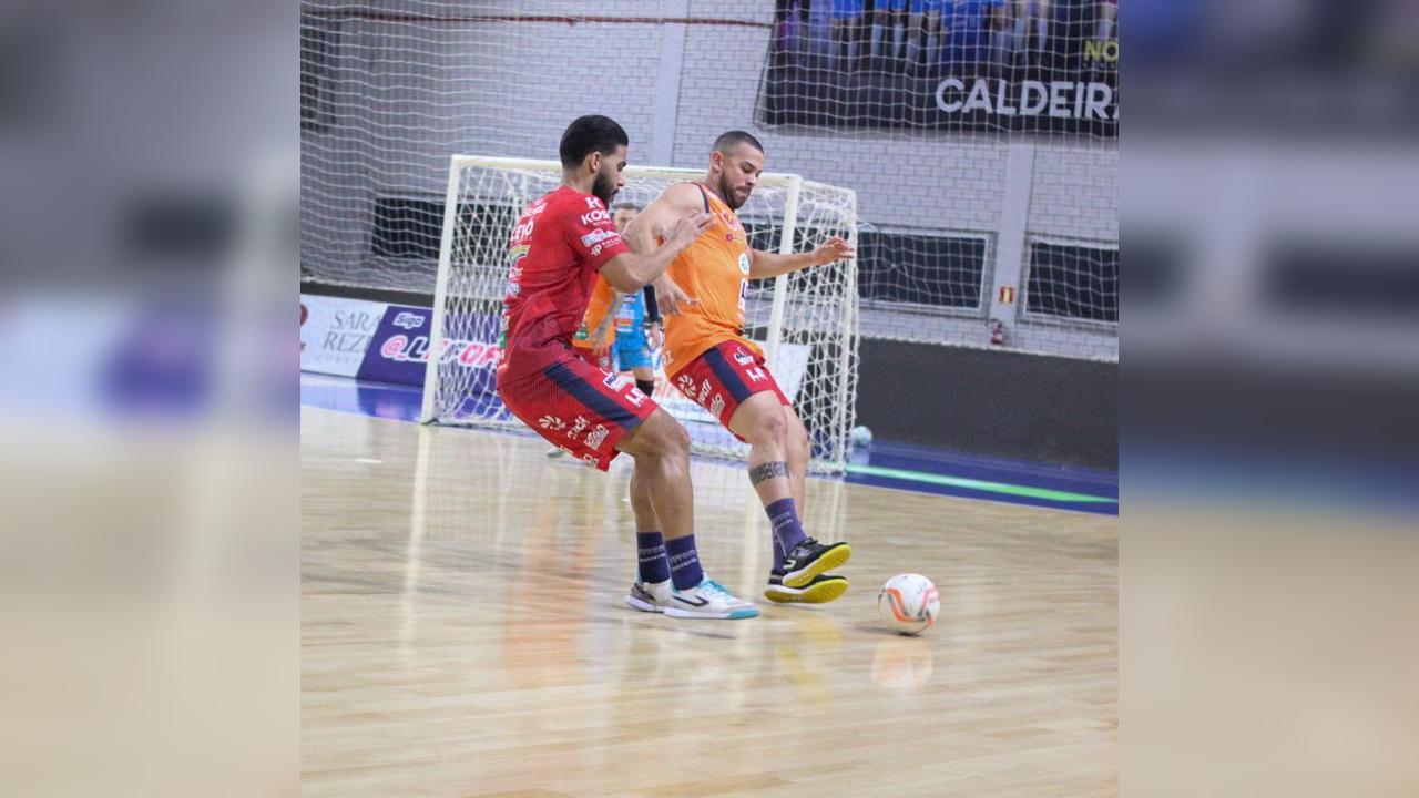 Cascavel Futsal enfrenta São Lourenço em último jogo em casa antes dos playoffs