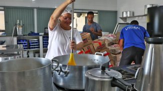 Sem reajustes regulares, PNAE perde poder de compra