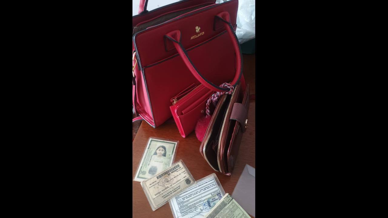 Foi achado bolsa no bairro Pacaembu