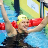 Imagem referente a Carol Santiago é tricampeã mundial dos 100m costas em Singapura
