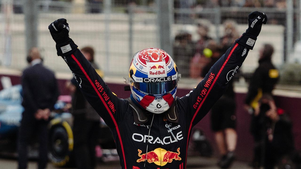 Verstappen vence o GP do Azerbaijão de ponta a ponta e volta à briga pela taça
