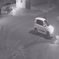Imagem referente a Vídeo mostra momento em que motorista de aplicativo é esfaqueado em assalto no Bairro Neva