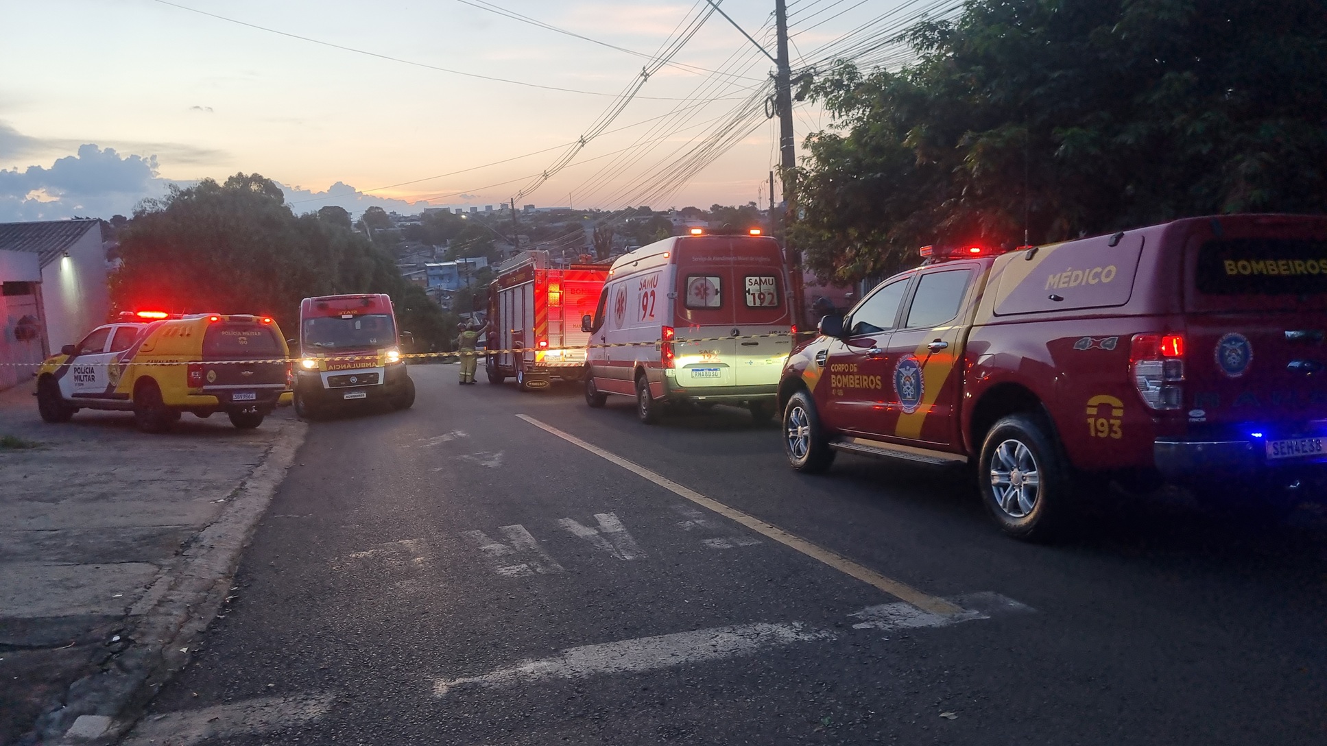 Homem joga álcool no corpo, acende fósforo e é salvo pelos Bombeiros no Bairro Santa Cruz