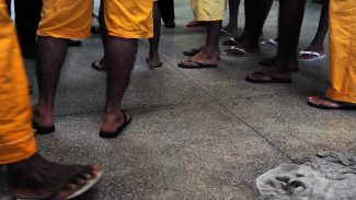 Egressos do sistema penal é o tema do Caminhos da Reportagem Egressos do sistema penal é o tema do Caminhos da Reportagem