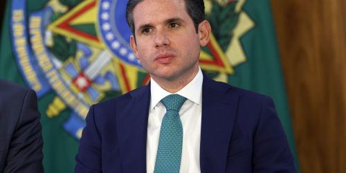 Imagem referente a Motta afirma que isenção do IR pode entrar em pauta na semana que vem