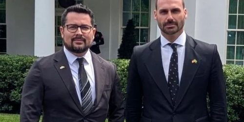 PGR denuncia Eduardo Bolsonaro e Paulo Figueiredo por coação Imagem referente a PGR denuncia Eduardo Bolsonaro e Paulo Figueiredo por coação