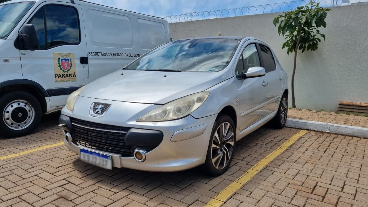 Separação, posse de carro, registro de furto e ex-mulher e Peugeot encaminhados à Delegacia; Desacordo mobiliza GM