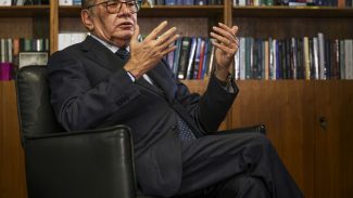 Gilmar Mendes diz que sanções contra esposa de Moraes são arbitrárias