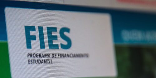 Imagem referente a  MEC publica edital para oferta de vagas remanescentes do FIES