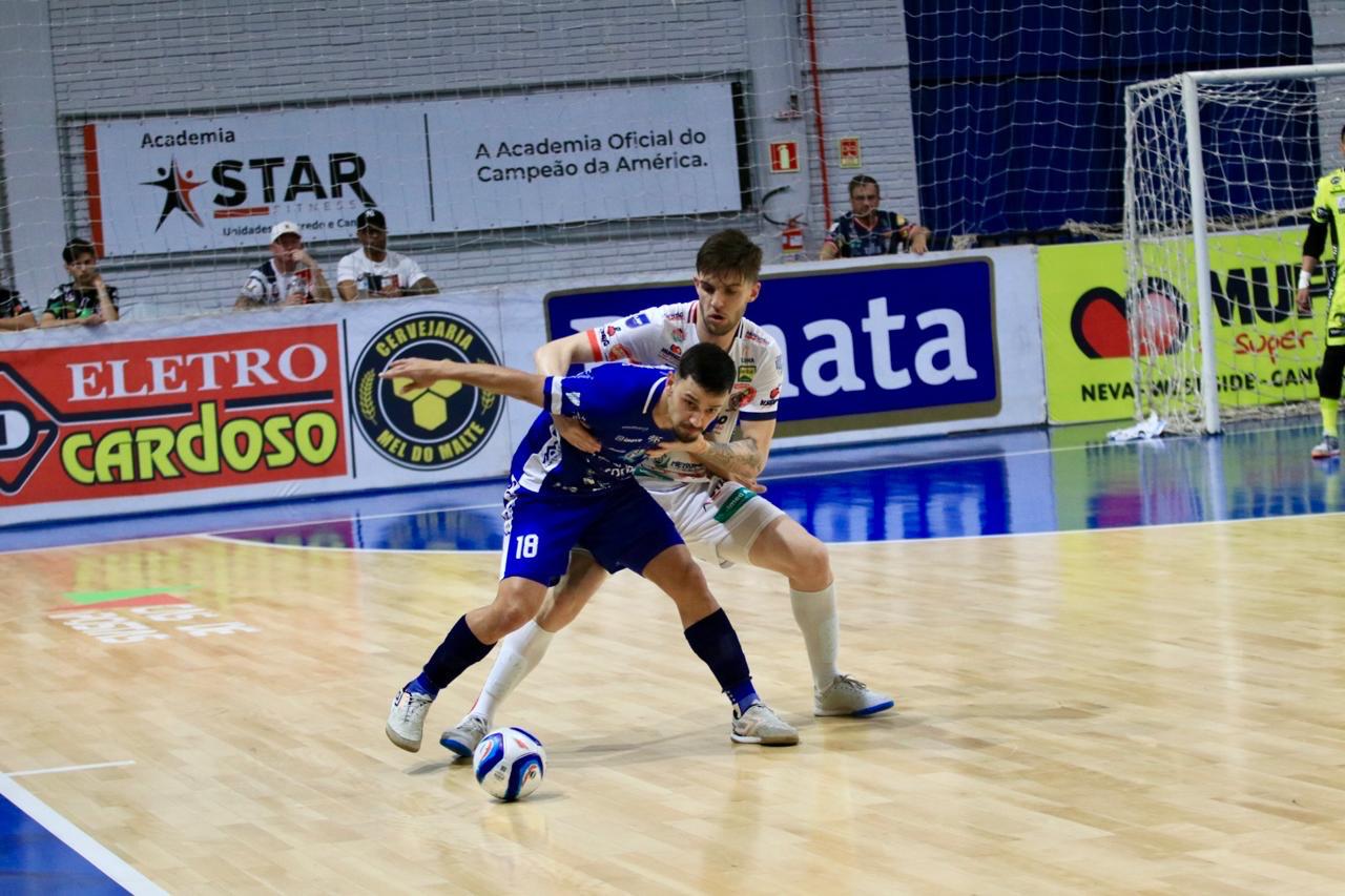 Cascavel Futsal abre oitavas de final do Paranaense contra o Ampére