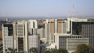 Turismo muda regras de check-in e check-out de hospedagens Turismo muda regras de check-in e check-out de hospedagens