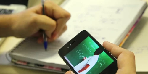 Brasil tem mais alunos em cursos a distância que em presenciais Imagem referente a Brasil tem mais alunos em cursos a distância que em presenciais