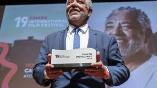 Abertura do CineBH homenageia Carlos Francisco, com sala lotada