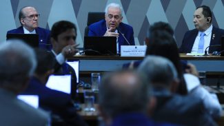 PEC da Blindagem abre portas do Congresso ao crime, diz relator PEC da Blindagem abre portas do Congresso ao crime, diz relator