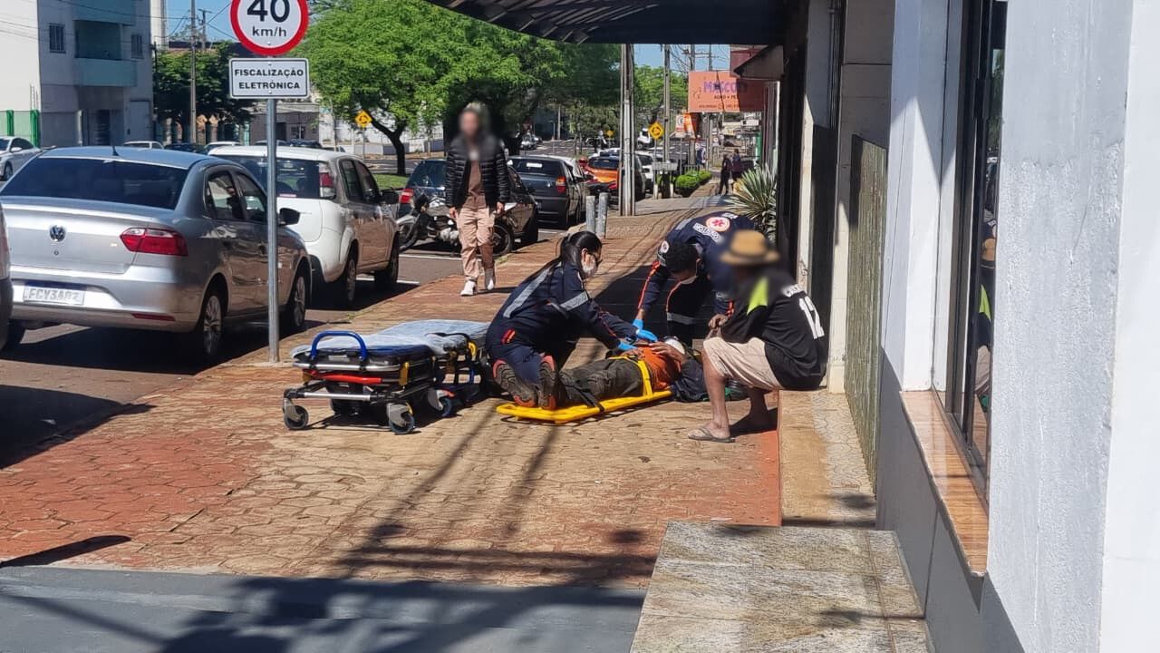 Suposta agressão vira tropeço: Samu socorre idoso de 70 anos na Avenida Assunção