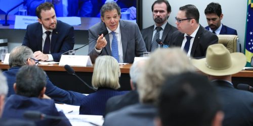 Haddad diz que Receita alcançará os “verdadeiros ladrões da nação” Imagem referente a Haddad diz que Receita alcançará os “verdadeiros ladrões da nação”