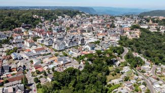 Faturamento do turismo até julho é o maior para o período desde 2012 Faturamento do turismo até julho é o maior para o período desde 2012