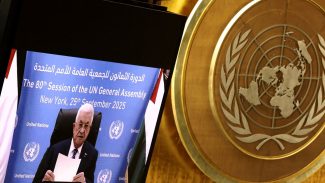 Proibido de ir aos EUA, Abbas pede apoio da ONU para Estado Palestino Proibido de ir aos EUA, Abbas pede apoio da ONU para Estado Palestino