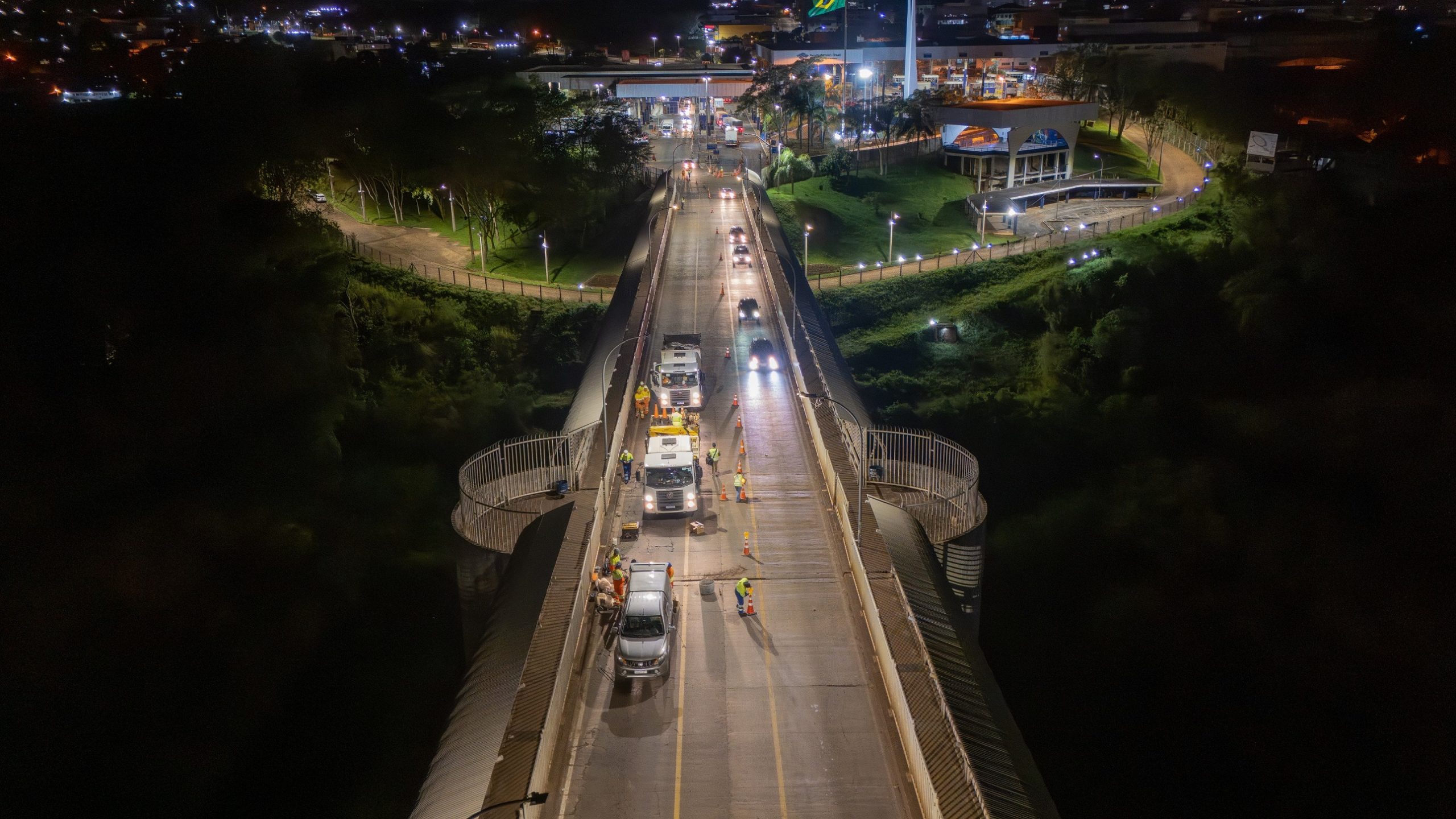 EPR Iguaçu dá sequência à reparos na Ponte da Amizade e programa novas interdições