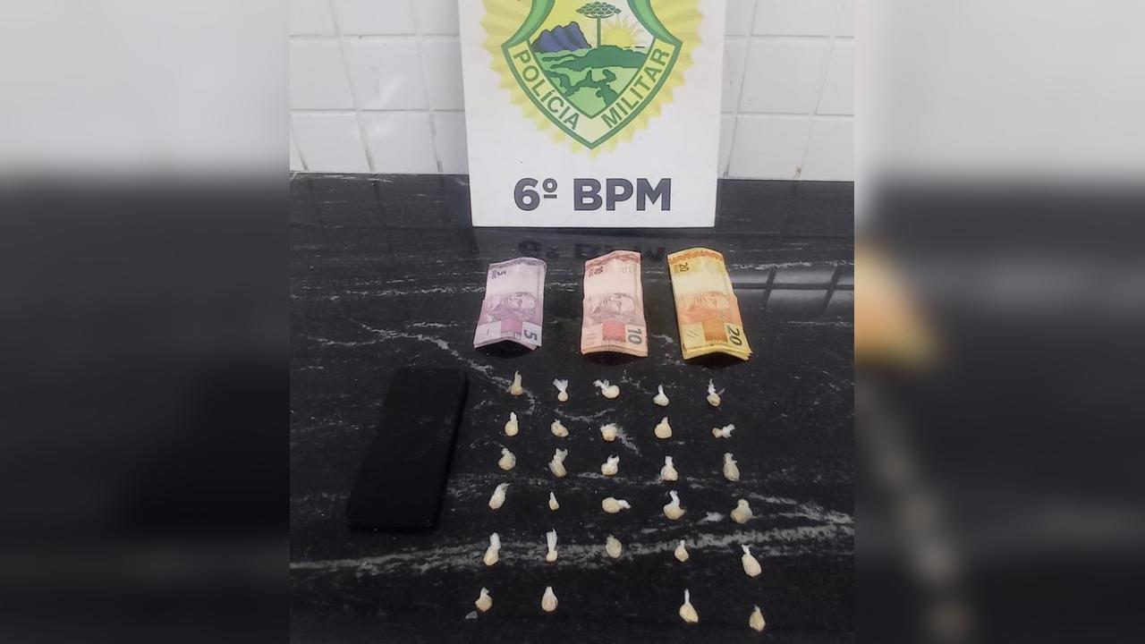 Homem é preso em flagrante com 29 pedras de crack no bairro Julieta Bueno
