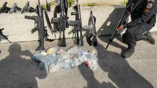 PM apreendeu 500 fuzis este ano em ações contra o crime organizado