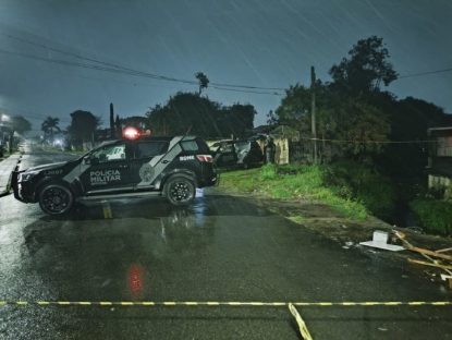 Homem tornozeleira morre em confronto com a PM após assalto em farmácia