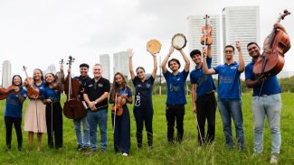 Jovens de comunidade periférica do Recife tocarão para o Papa Leão Jovens de comunidade periférica do Recife tocarão para o Papa Leão