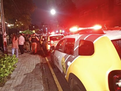 Polícia Civil não autua policial que baleou homem pelas costas em bar por possibilidade de legítima defesa