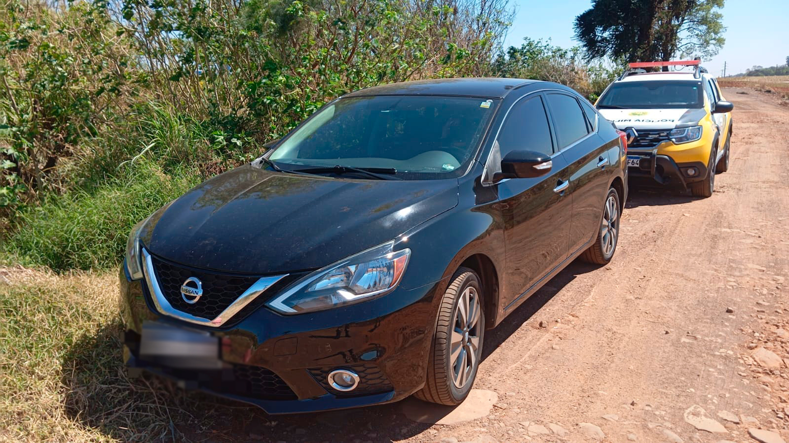 PM recupera Nissan Sentra furtado em Cascavel