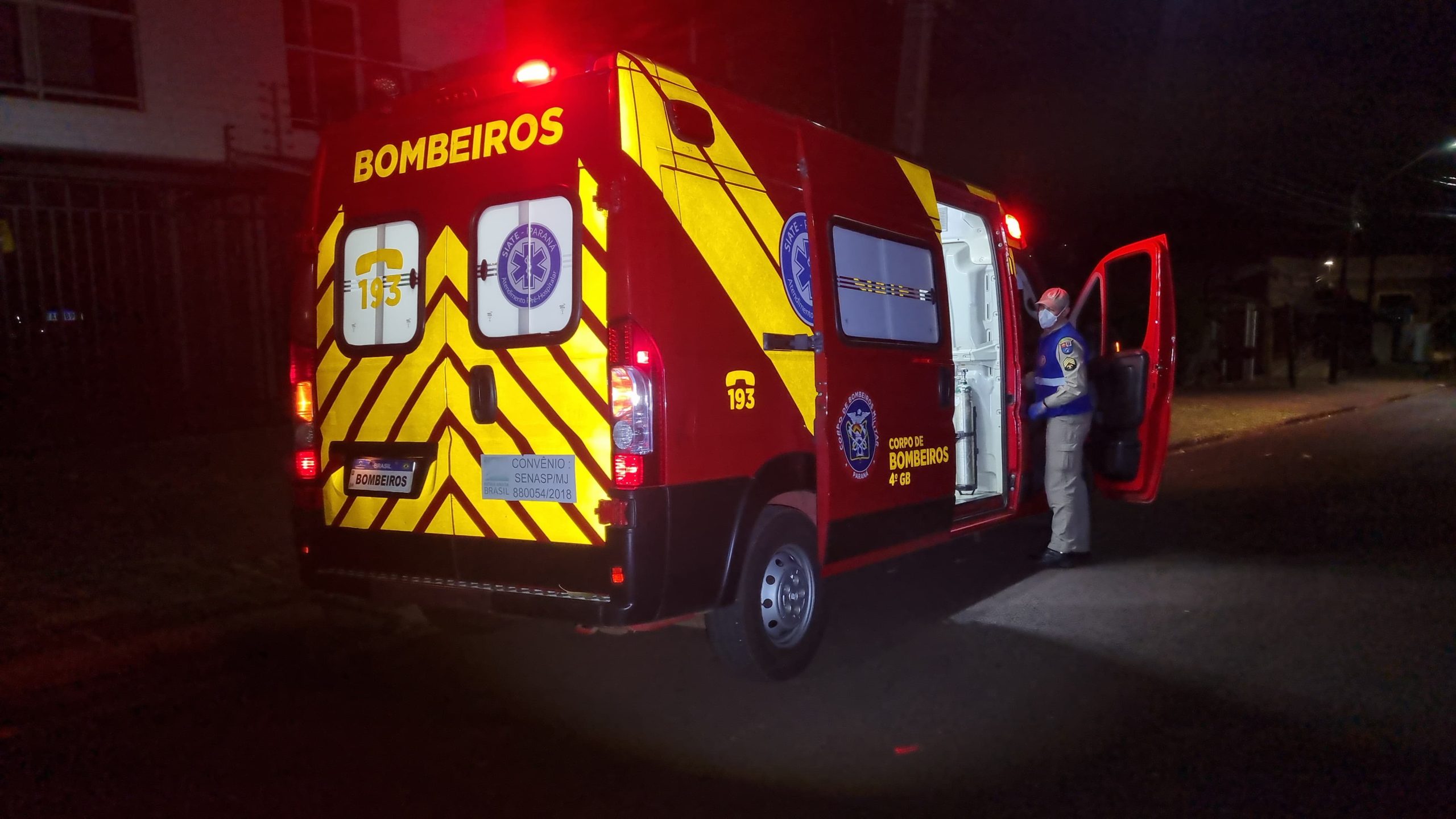 Mulher sofre fratura ao cair de bicicleta no Bairro Coqueiral Mulher sofre fratura ao cair de bicicleta no Bairro Coqueiral
