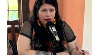 Conversa com o Autor tem entrevista inédita com argentina Dolores Rey Conversa com o Autor tem entrevista inédita com argentina Dolores Rey