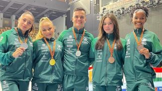 Ginastas brasileiros encerram competição na Hungria com cinco pódios Ginastas brasileiros encerram competição na Hungria com cinco pódios